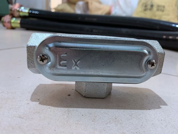 鑄鋼穿線(xiàn)盒